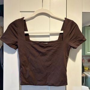 Aritzia crop top
